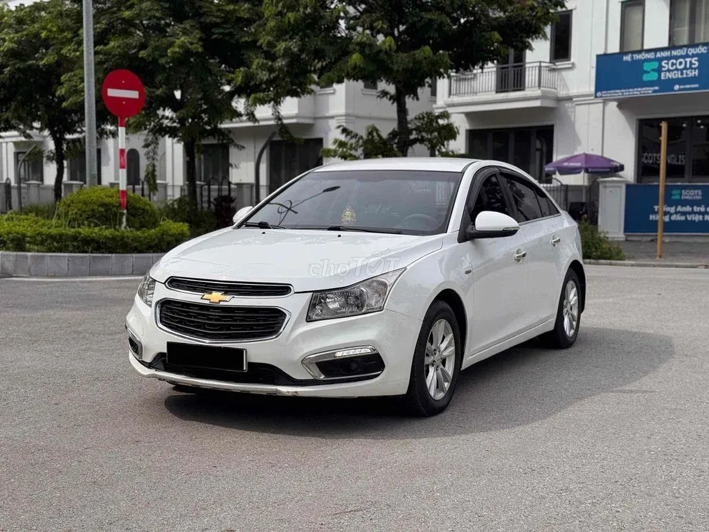 Chevrolet Cruze 2017 photo 2