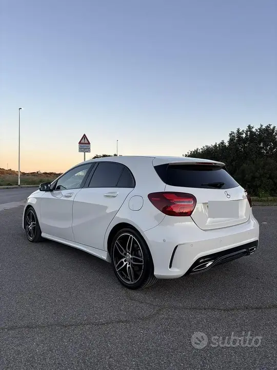 Mercedes-Benz A200D 2016 photo 2