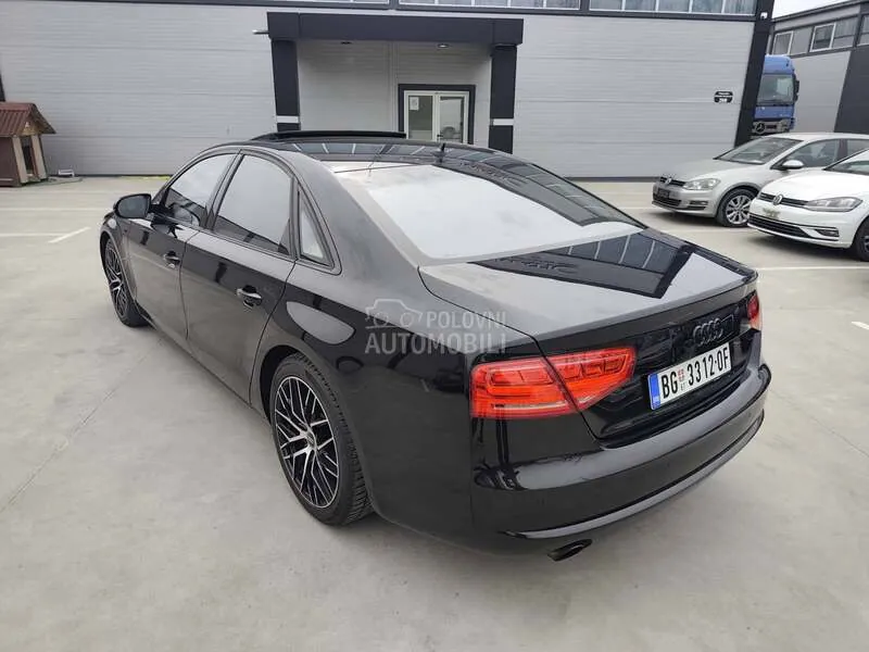 Audi A8 2011 photo 5