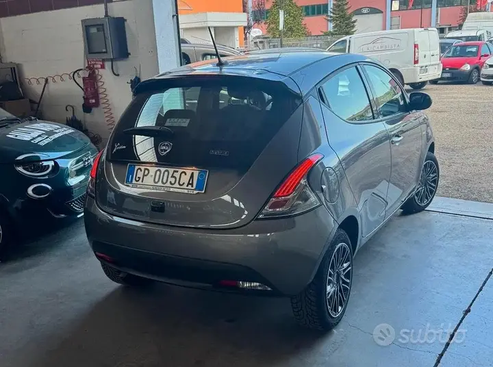 Lancia Ypsilon 2023 photo 3