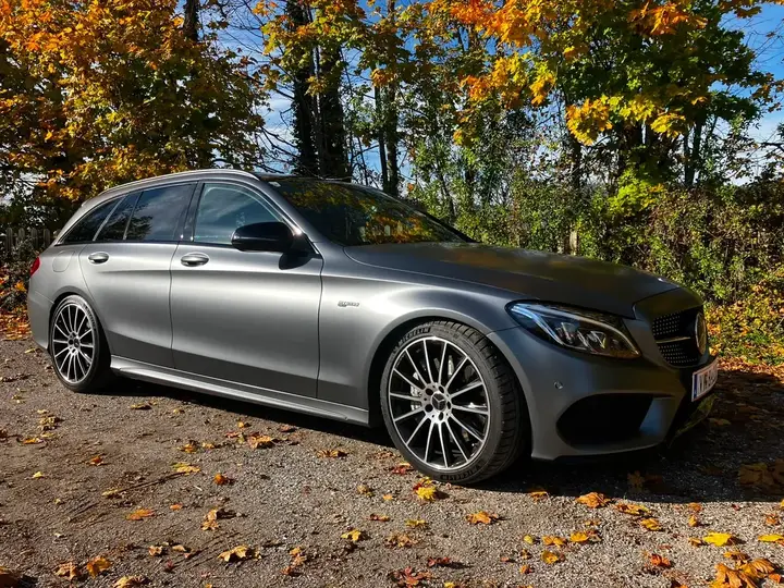 Mercedes-Benz C-Class 2017 photo 2