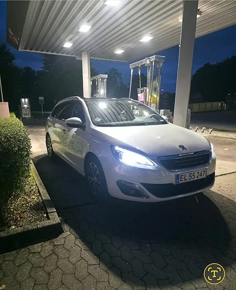Peugeot 308 2017 photo 2