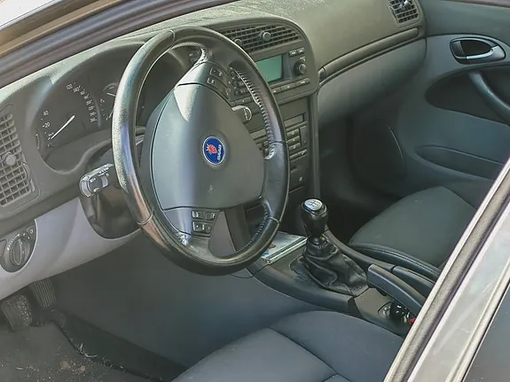 Saab 9-3 2004 photo 3