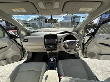 Nissan Leaf 2012 photo 3