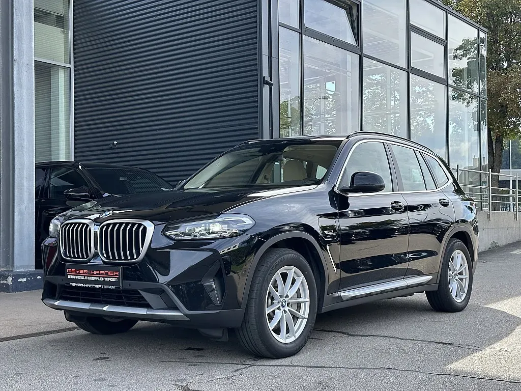 BMW X3 2022 photo 2