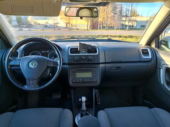 Skoda Fabia 2008 photo 3