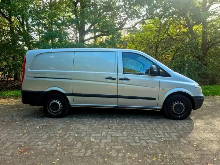 Mercedes-Benz Vito 2007 photo 2