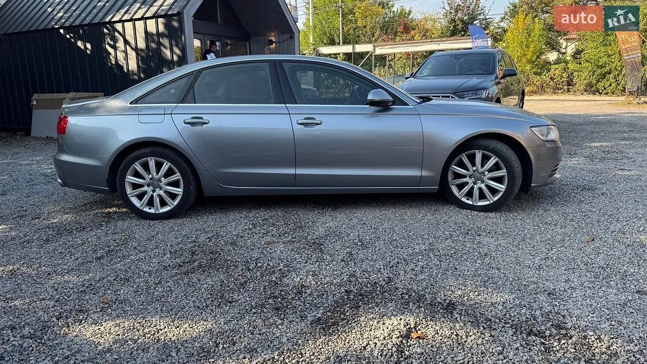 Audi A6 2012 photo 2