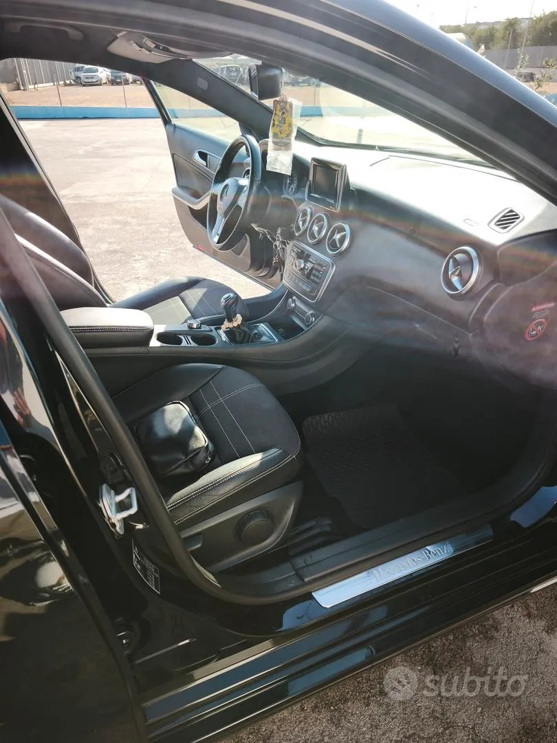 Mercedes-Benz Claسة A