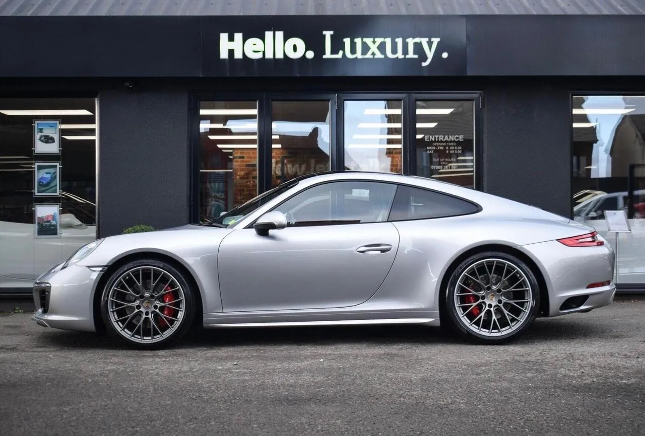Porsche 911