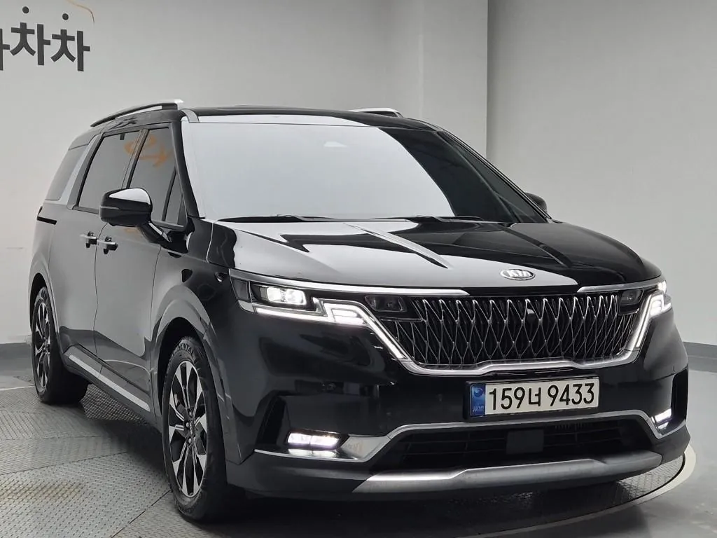 Kia Carnival 2021 photo 4