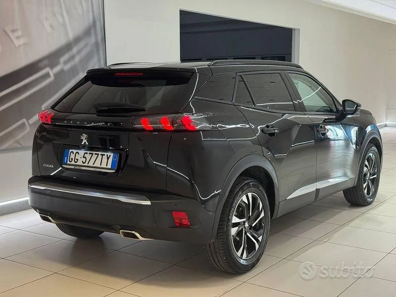 Peugeot 2008 2021 photo 5