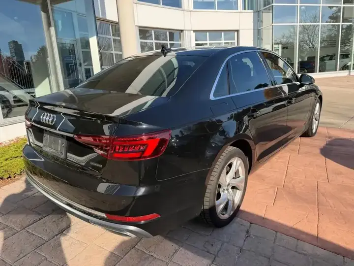 Audi A4 2019 photo 5