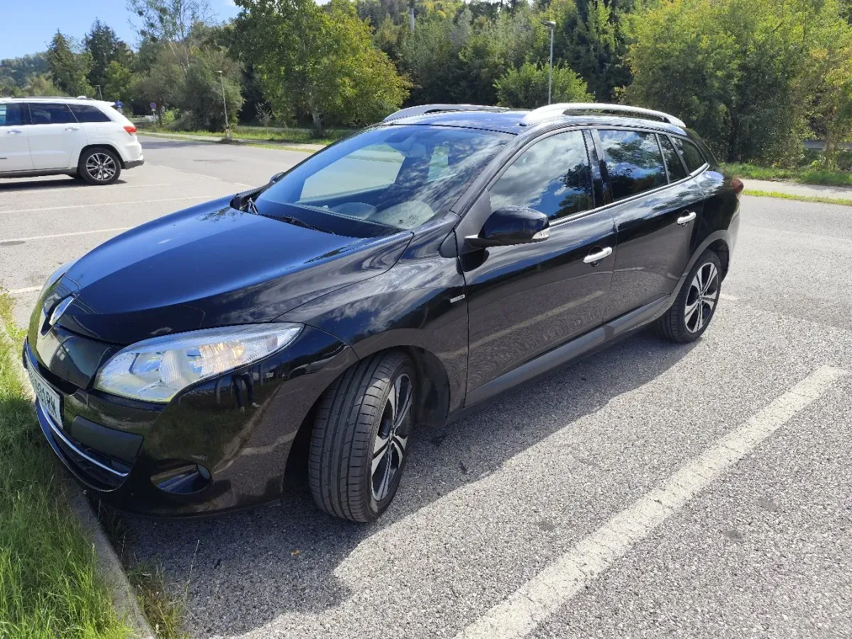 Renault Megane 2011 photo 3