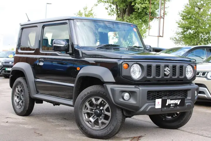 Suzuki Jimny photo 5