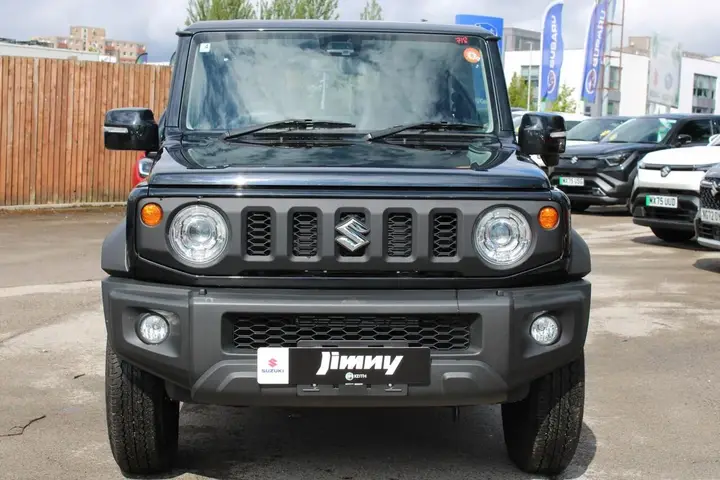 Suzuki Jimny photo 2