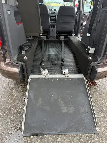 Volkswagen Caddy Maxi 2012 photo 4