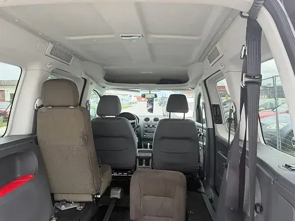Volkswagen Caddy Maxi 2012 photo 5