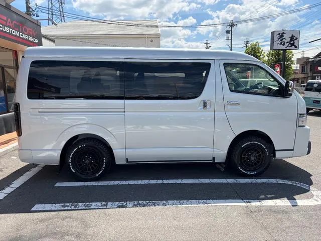 Toyota Hiace Wagon 2026 photo 4