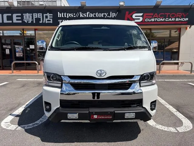 Toyota Hiace Wagon 2026 photo 3