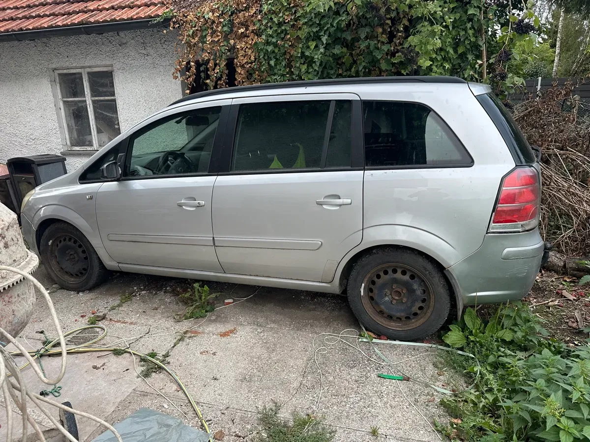 Opel Zafira 2006 photo 3