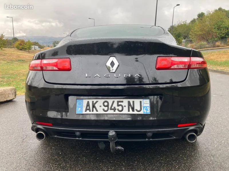 Renault Laguna 2010 photo 4