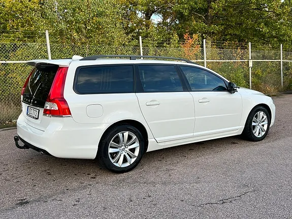 Volvo V70 2016 photo 3