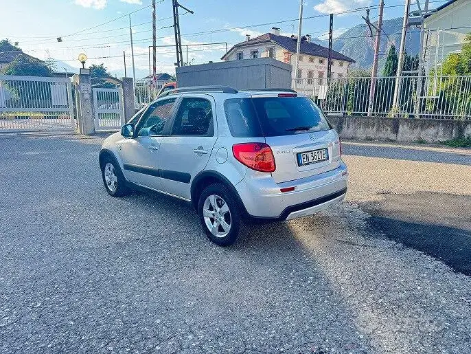 Suzuki Sx4 2012 photo 4