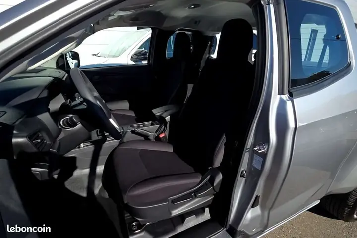 Isuzu D-Max 2026 photo 5