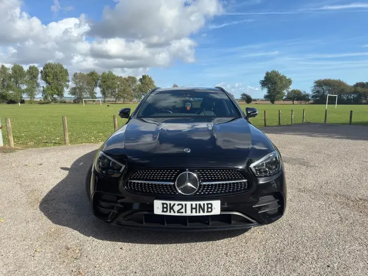 Mercedes-Benz E-Class 2021 photo 2
