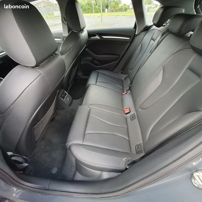 Audi A3 2019 photo 2