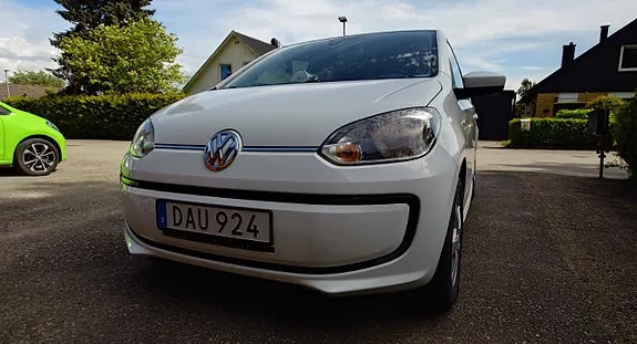 Volkswagen E-Up! 2014 photo 2
