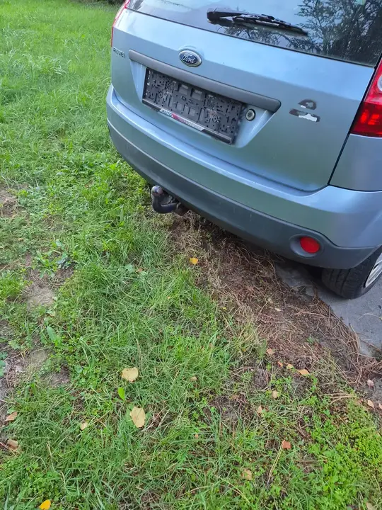 Ford Fiesta Ambiente 2006 photo 3
