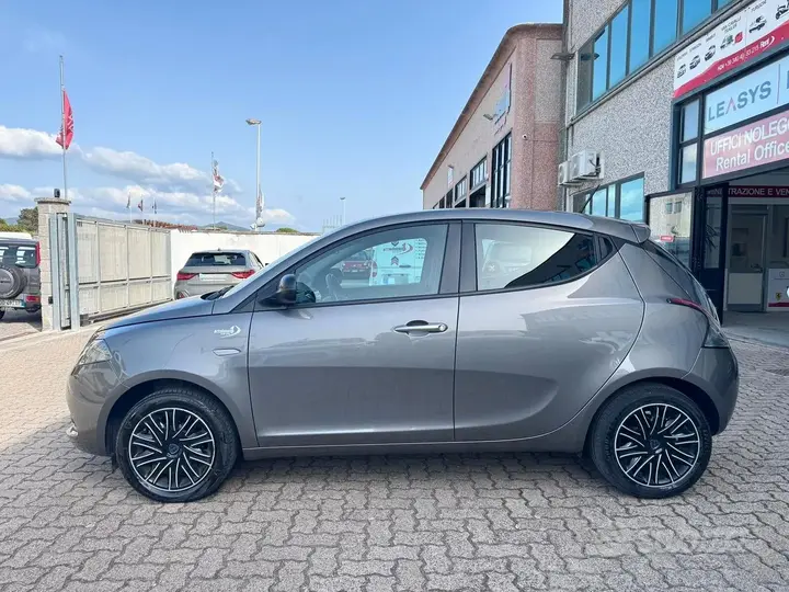Lancia Ypsilon 2023 photo 5