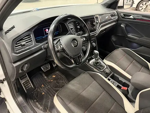 Volkswagen T-Roc 2018 photo 3