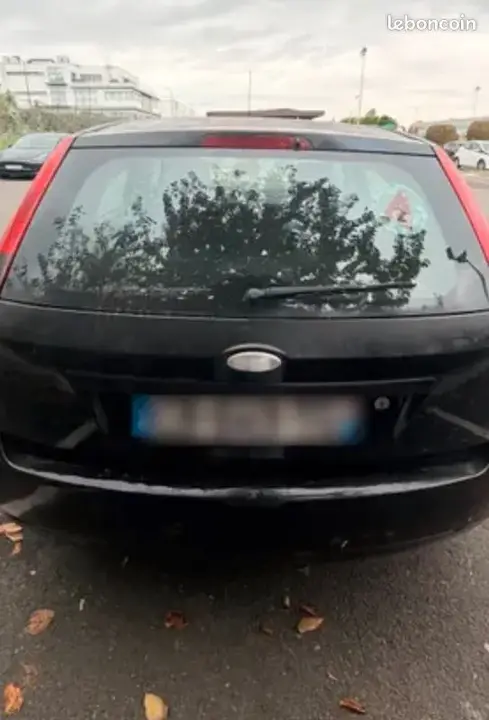 Ford Fiesta 2004 photo 5