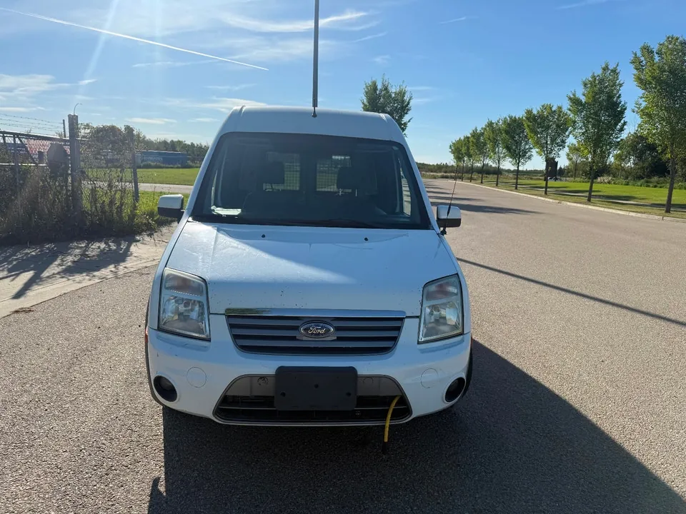 Ford Transit Connect 2011 photo 3