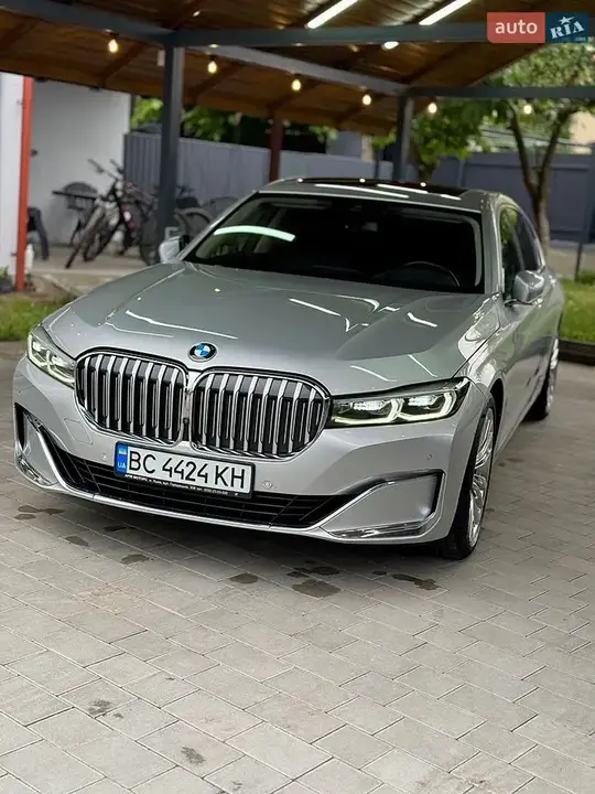 BMW 7 Series 2020 photo 4
