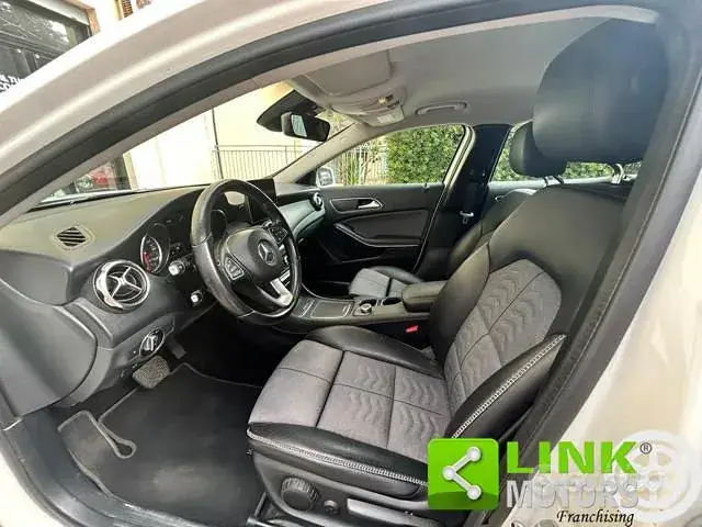 Mercedes-Benz Gla 2018 photo 2