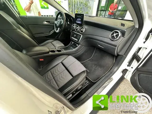 Mercedes-Benz Gla 2018 photo 4
