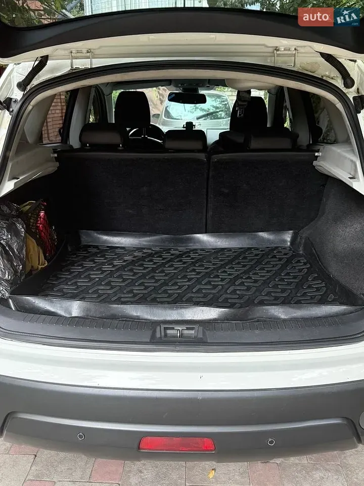 Nissan Qashqai 2012 photo 5