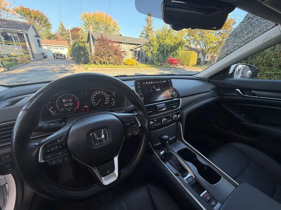 Honda Accord 2020 photo 2
