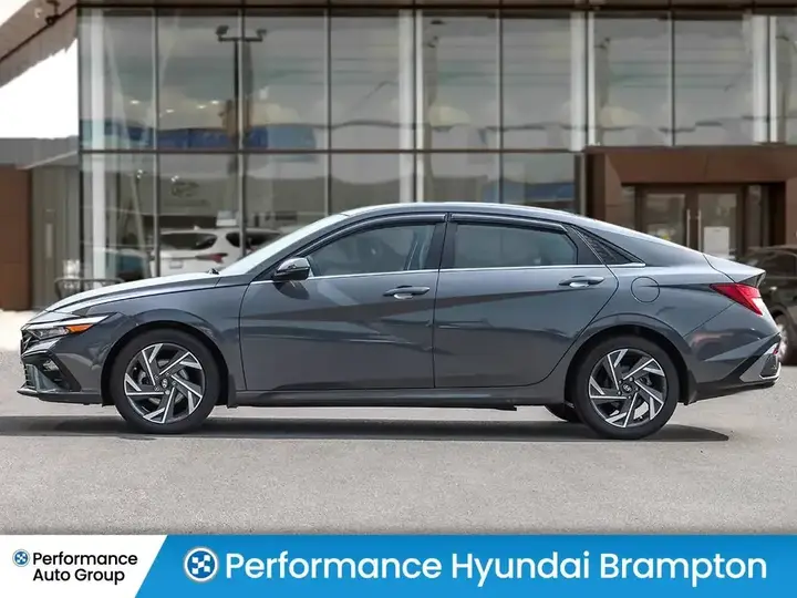 Hyundai Elantra 2026 photo 3