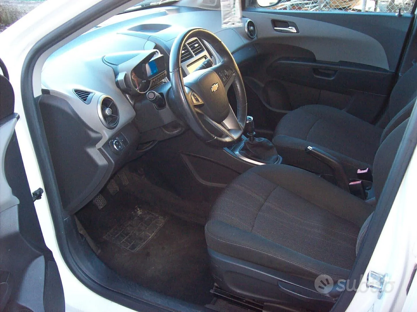 Chevrolet Aveo 2013 photo 5