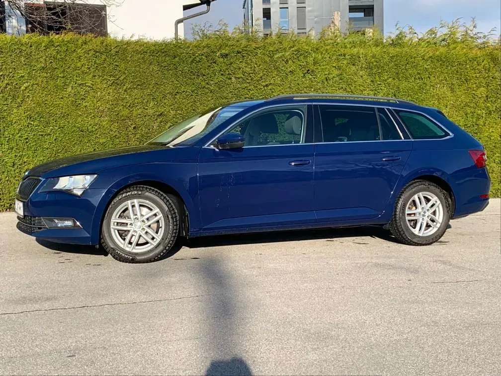 Skoda Superb 2018 photo 3
