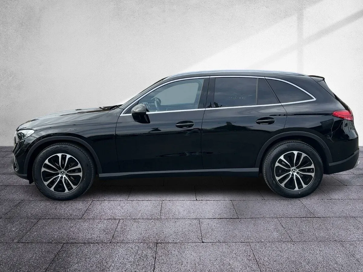 Mercedes-Benz Glc-Class 2025 photo 3