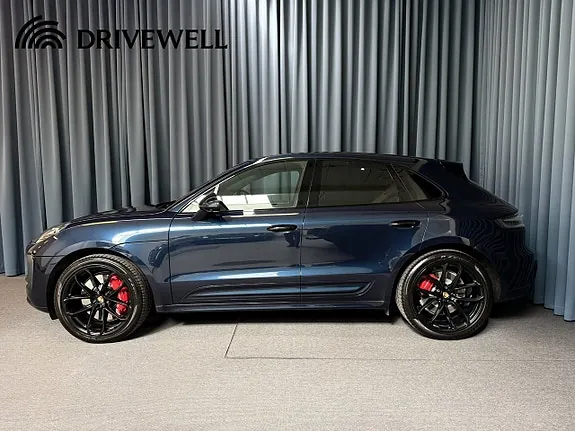 Porsche Macan 2023 photo 2