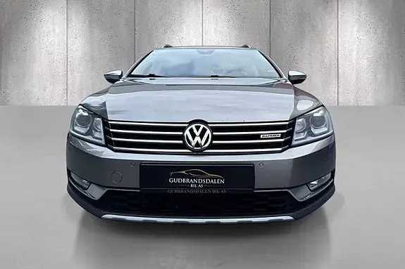 Volkswagen Passat Alltrack 2013 photo 2