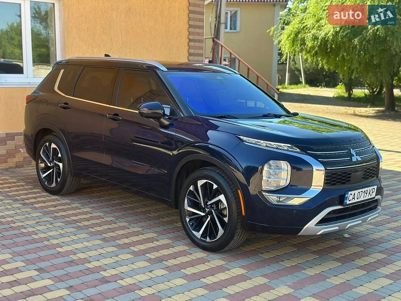 Mitsubishi Outlander 2021 photo 3