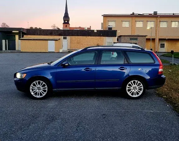 Volvo V50 2006 photo 2